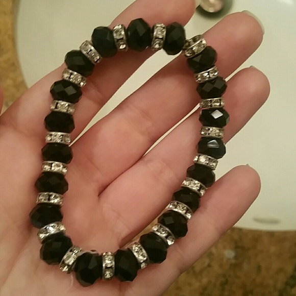 ***Gorgeous black crystal bracelet w/Swarorvski** - Picture 2 of 2
